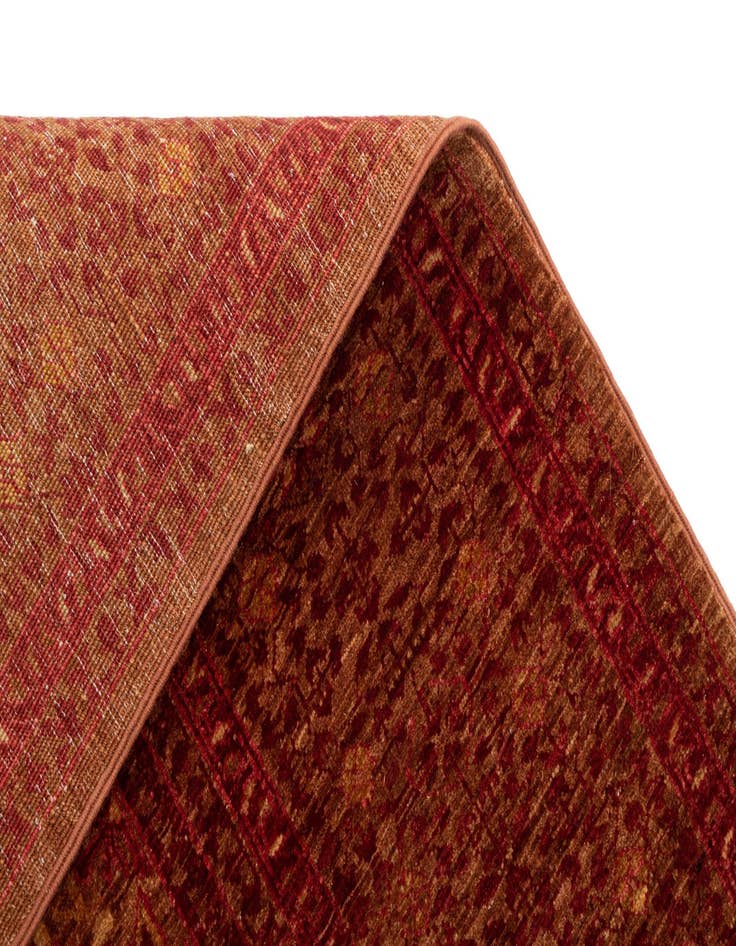 Detail image of  5' 10 x 7' 1 Amina Rug