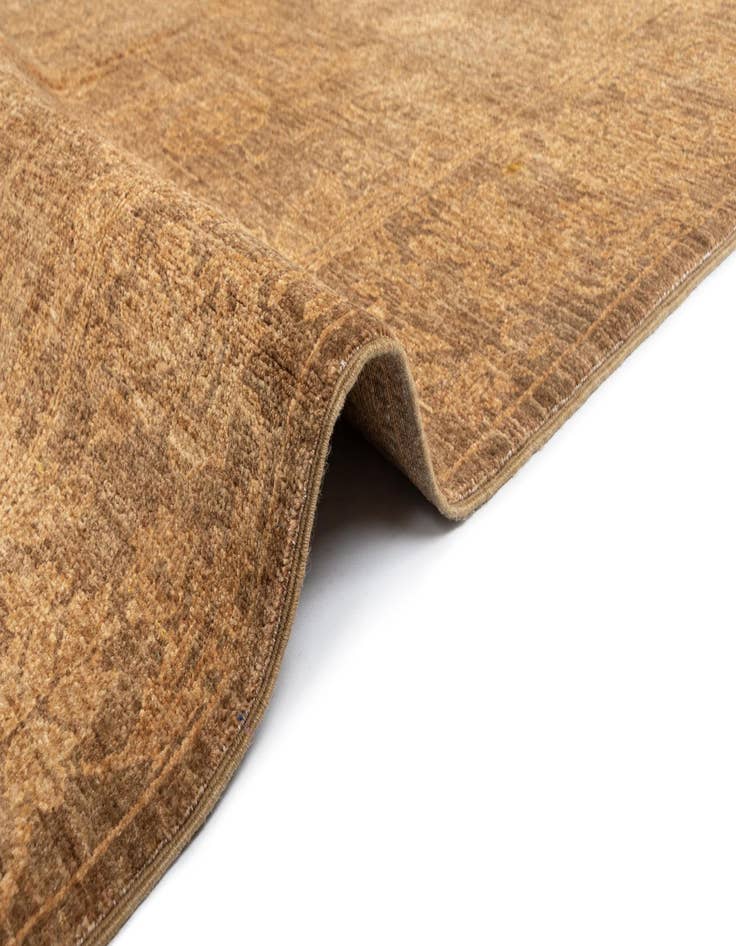 Detail image of  5' 8 x 7' 8 Ziegler Rug