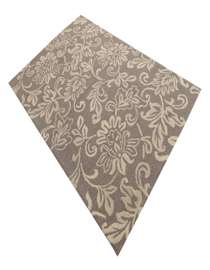 Detail image of  5' 1 x 8' Agra Wool Rug