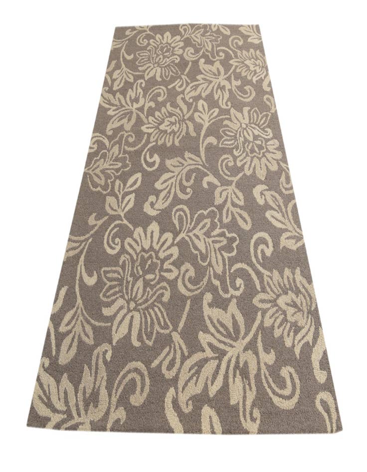 Detail image of  5' 1 x 8' Agra Wool Rug