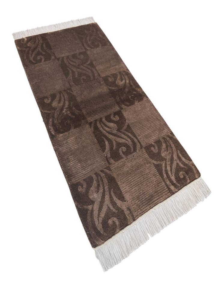 Detail image of  2' 8 x 4' 11  Hand Knotted Darya Wool Rug