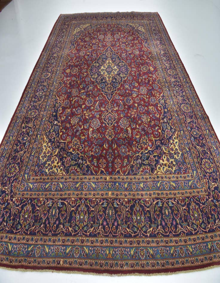 Detail image of  10' x 13' 5  Hand Knotted Kashan Persian Wool Rug