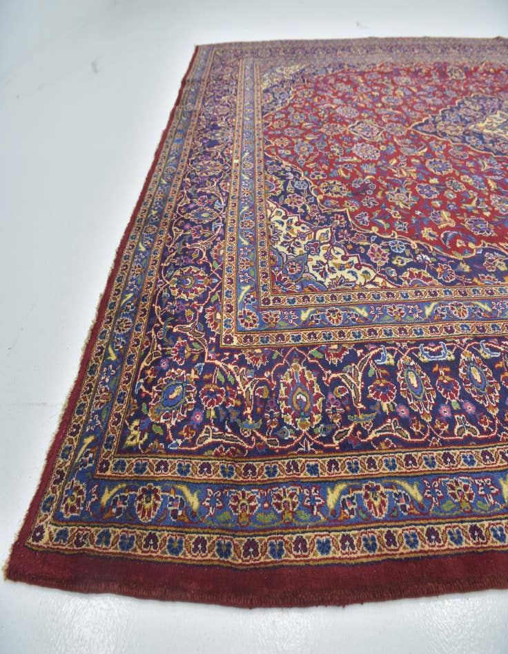 Detail image of  10' x 13' 5  Hand Knotted Kashan Persian Wool Rug