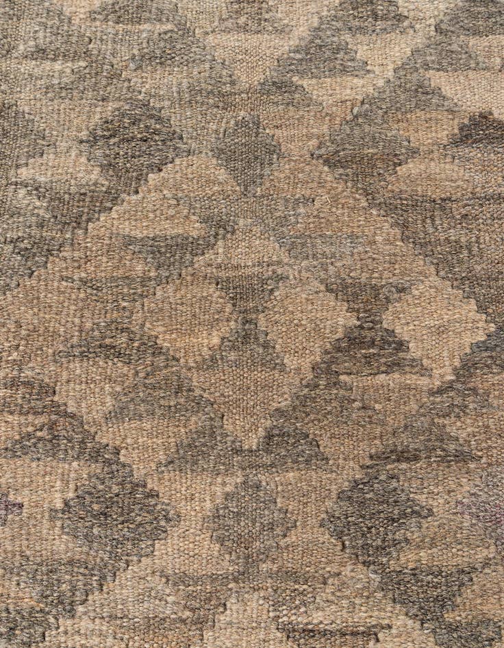 Detail image of  4' x 5' 10  Hand Woven Kilim Maymana Wool Rug