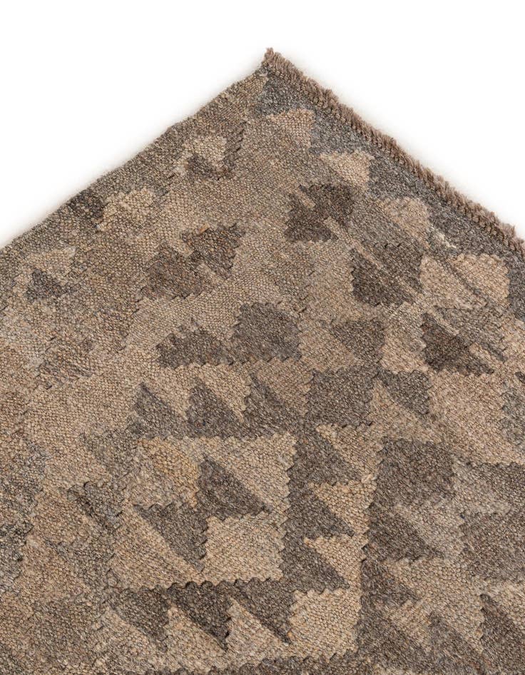 Detail image of  4' x 5' 10  Hand Woven Kilim Maymana Wool Rug