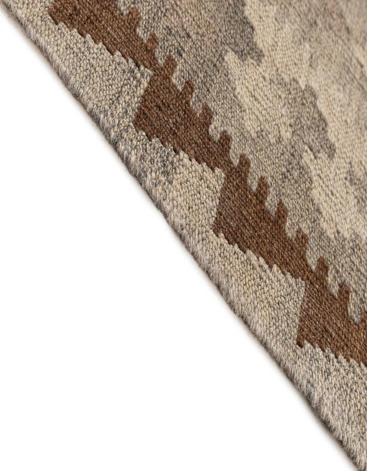 Detail image of  4' 6 x 5' 11  Hand Woven Kilim Maymana Wool Rug