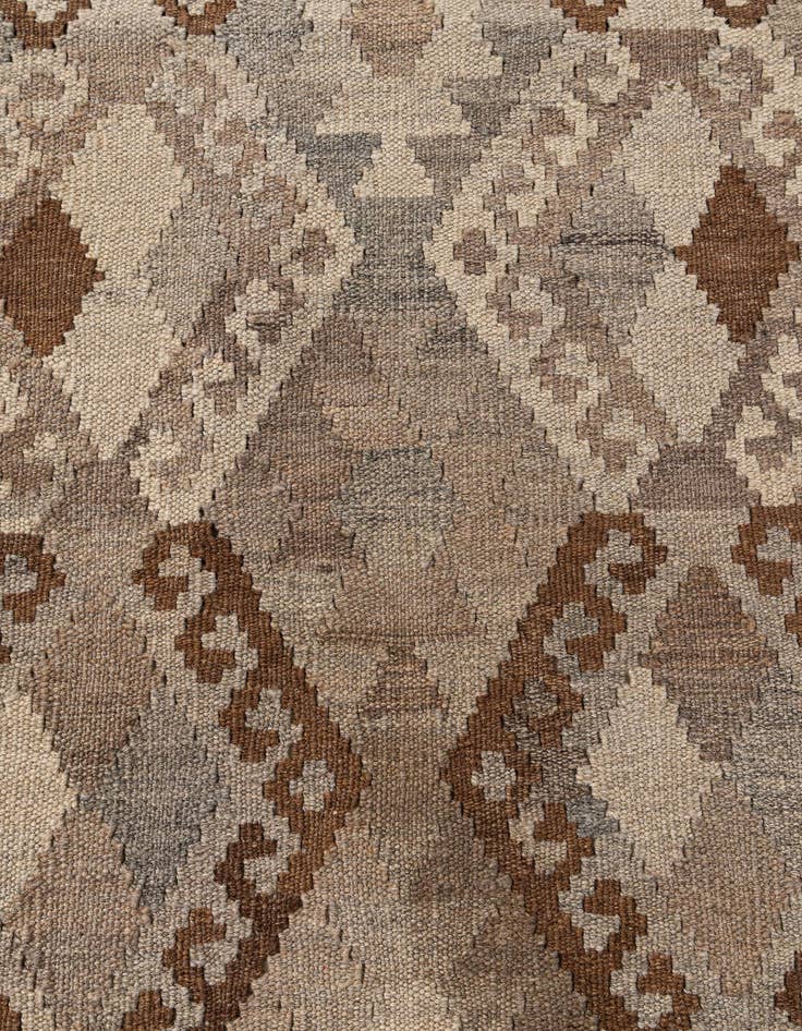 Detail image of  4' 6 x 5' 11  Hand Woven Kilim Maymana Wool Rug