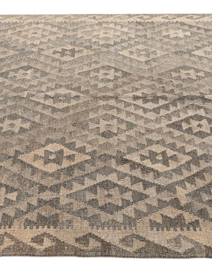 Detail image of  5' 3 x 6' 6  Hand Woven Kilim Maymana Wool Rug