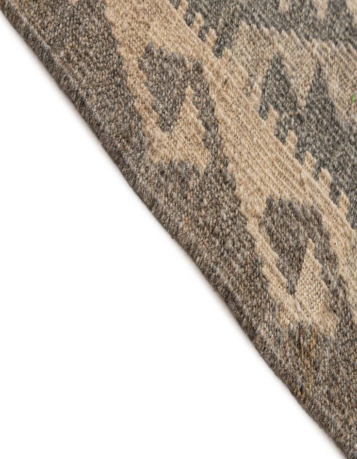 Detail image of  5' 3 x 6' 6  Hand Woven Kilim Maymana Wool Rug