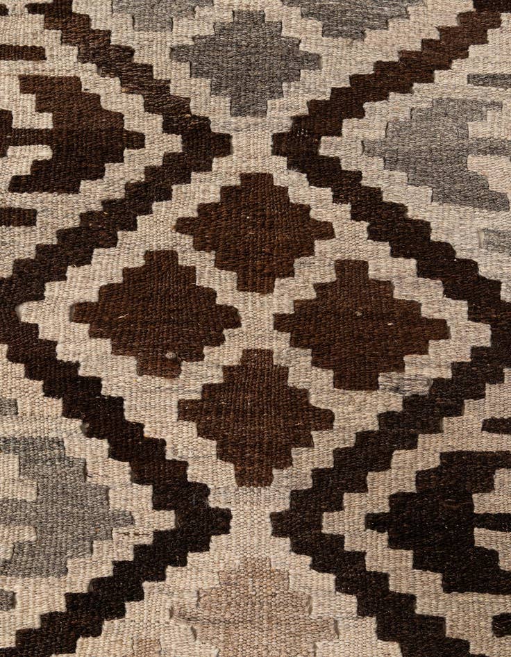 Detail image of  6' 9 x 9' 8  Hand Woven Kilim Maymana Wool Rug