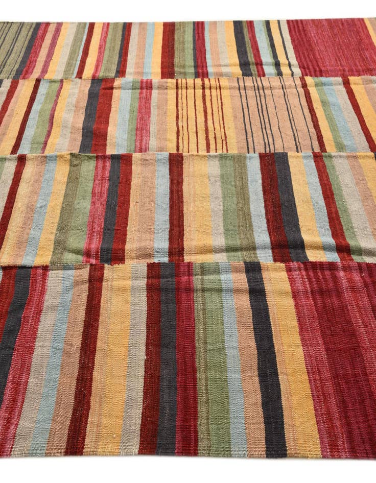 Detail image of  7' 1 x 9' 6  Hand Woven Kilim Modern Wool Rug