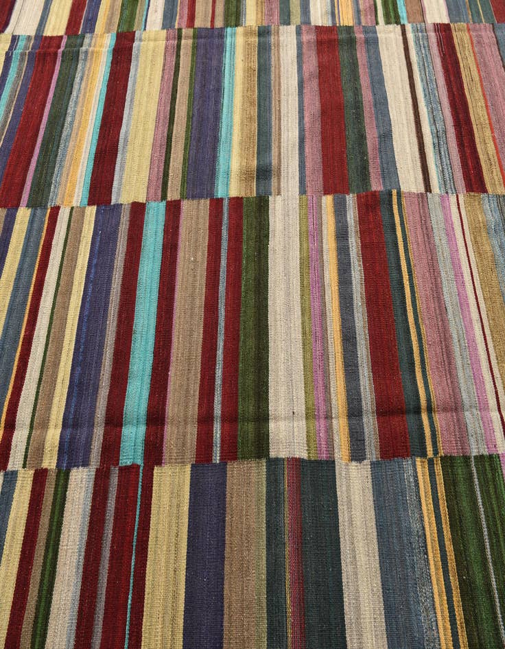 Detail image of  8' 1 x 11' 2  Hand Woven Kilim Modern Wool Rug