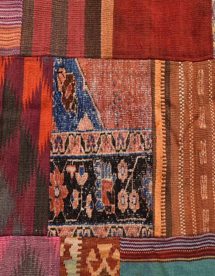 Detail image of  5' 1 x 6' 5  Hand Woven Kilim Patchwork Wool Rug