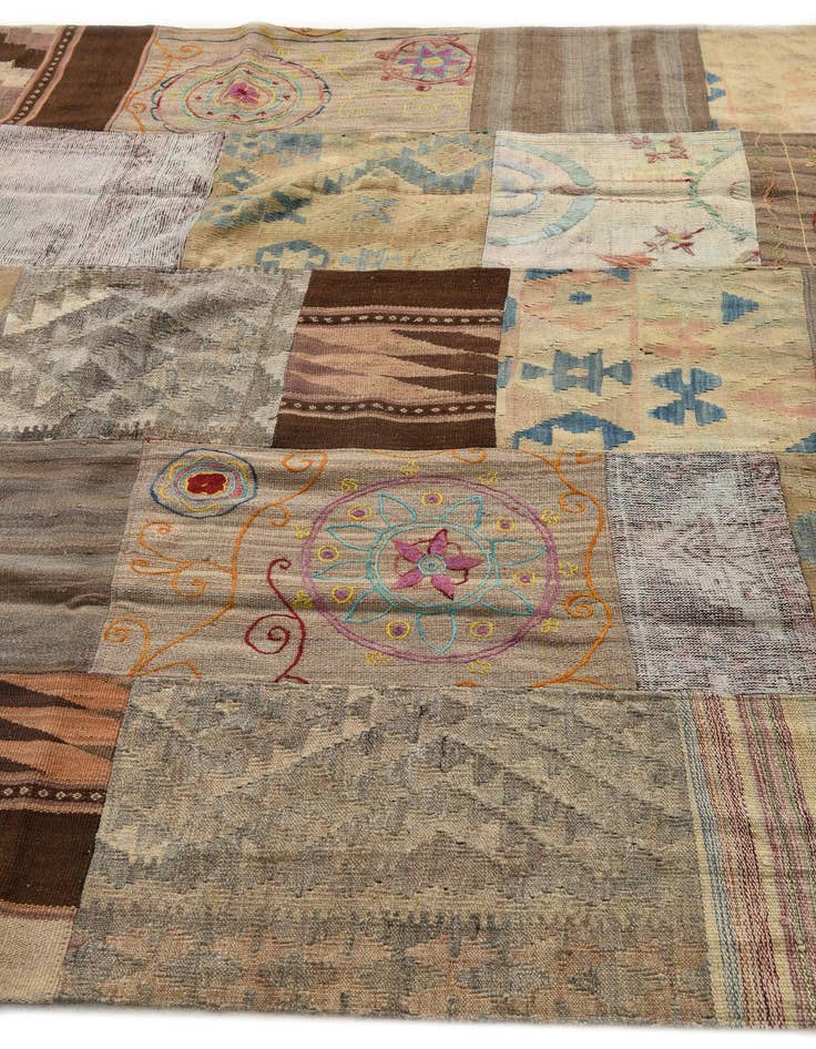 Detail image of  6' x 7' 8  Hand Woven Kilim Patchwork Wool Rug