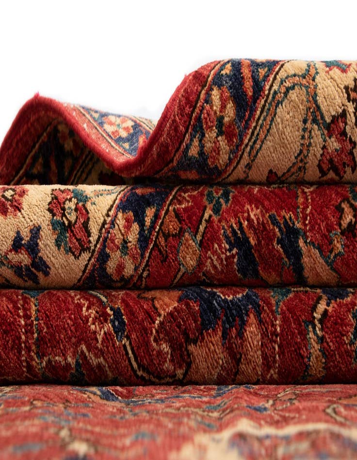 Detail image of  5' 10 x 8' 8 Sara Rug