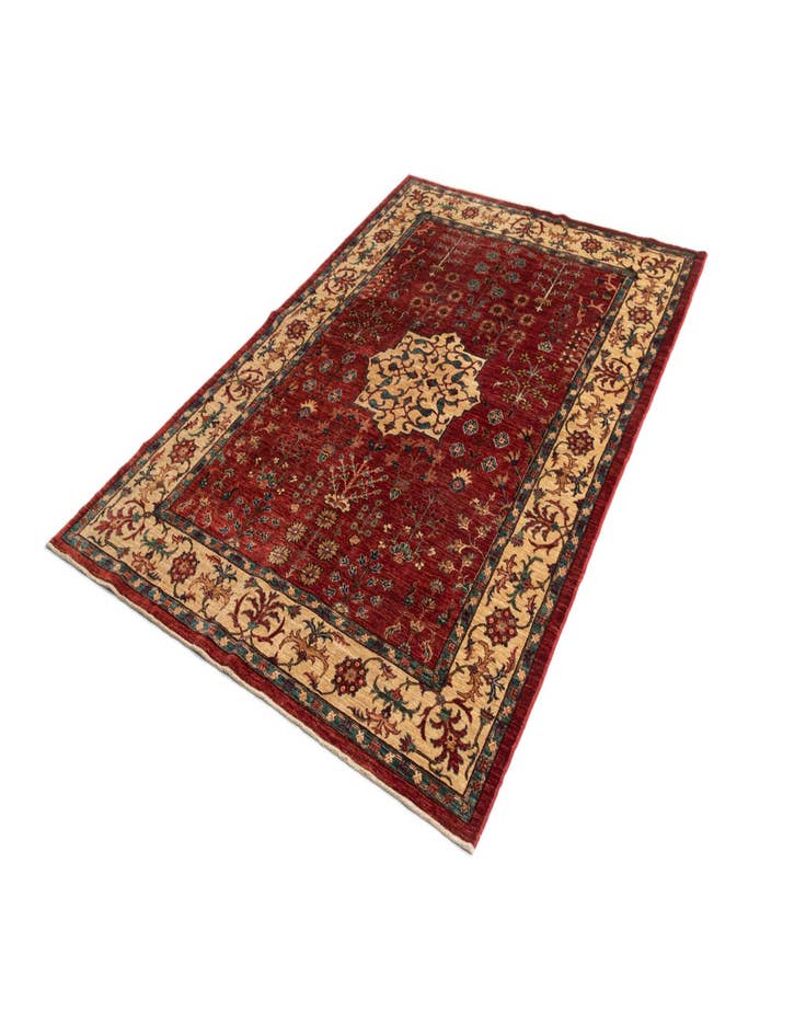 Detail image of  5' 7 x 8' Sara Rug