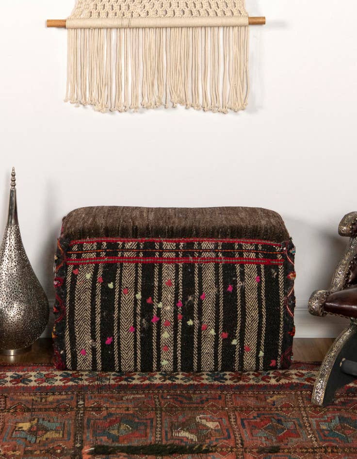 Detail image of  1' 2 x 2' 5  Hand Knotted Furniture Trunk