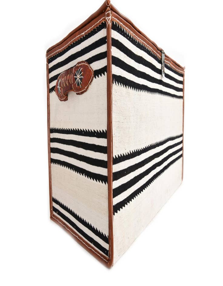 Detail image of  1' 7 x 3' 1  Hand Knotted Furniture Trunk