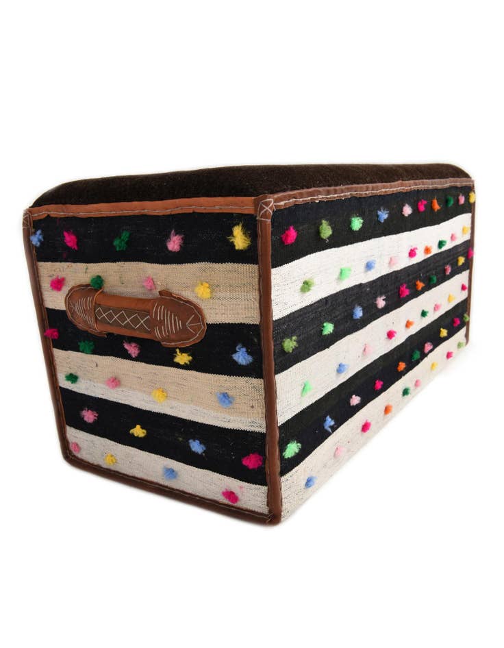 Detail image of  1' 7 x 3' 5  Hand Knotted Furniture Trunk