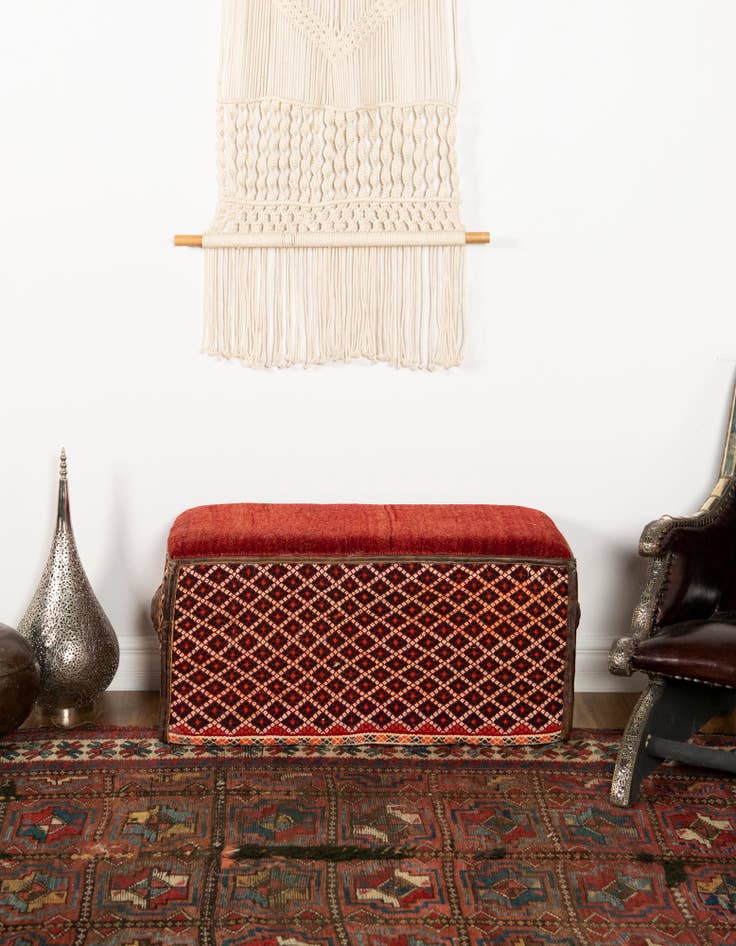 Detail image of  1' 5 x 3'  Hand Knotted Furniture Trunk