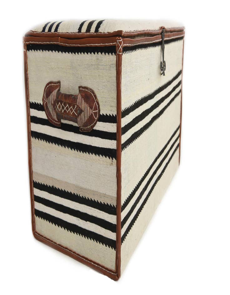 Detail image of  1' 7 x 3' 1  Hand Knotted Furniture Trunk