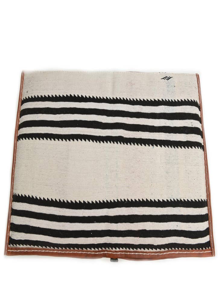 Detail image of  1' 7 x 3'  Hand Knotted Furniture Trunk