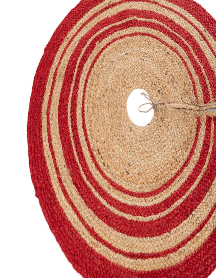 Detail image of  3' x 3'  Hand Braided Christmas Tree Skirt