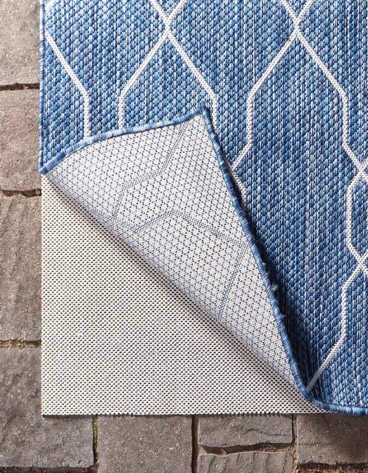 Detail image of 3' x 3' Round Uni-Eco Outdoor Rug Pad