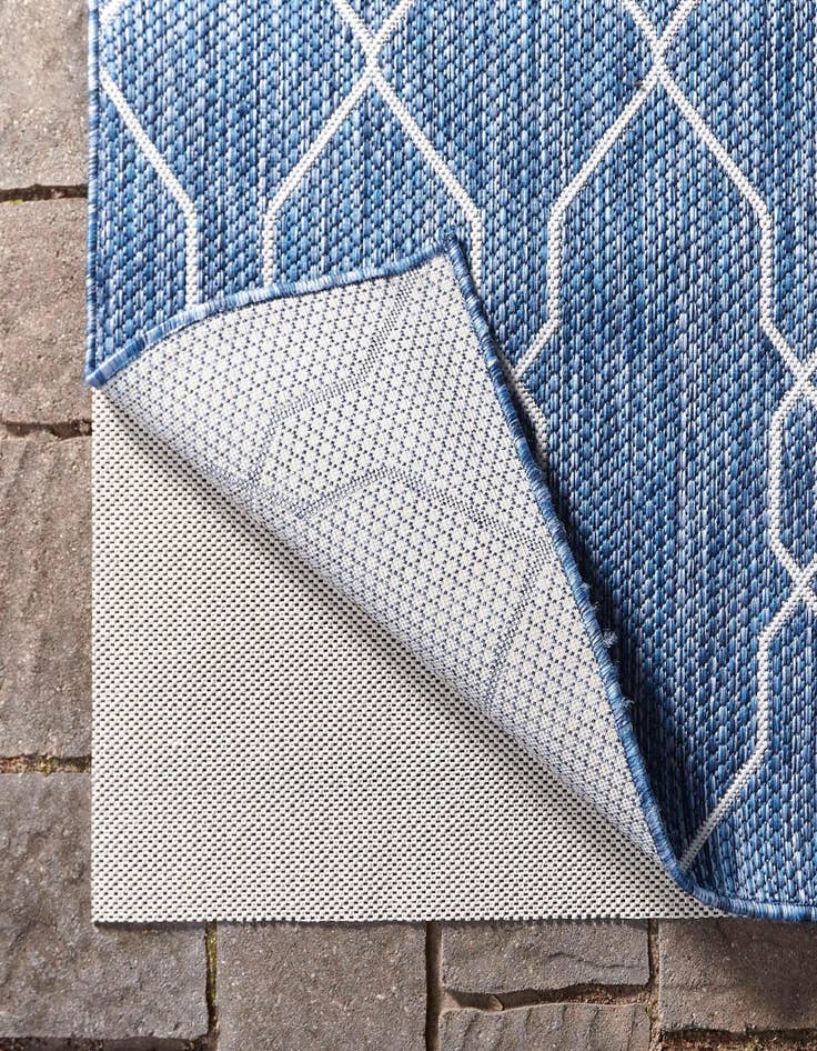 Detail image of 6' x 6' Round Uni-Eco Outdoor Rug Pad