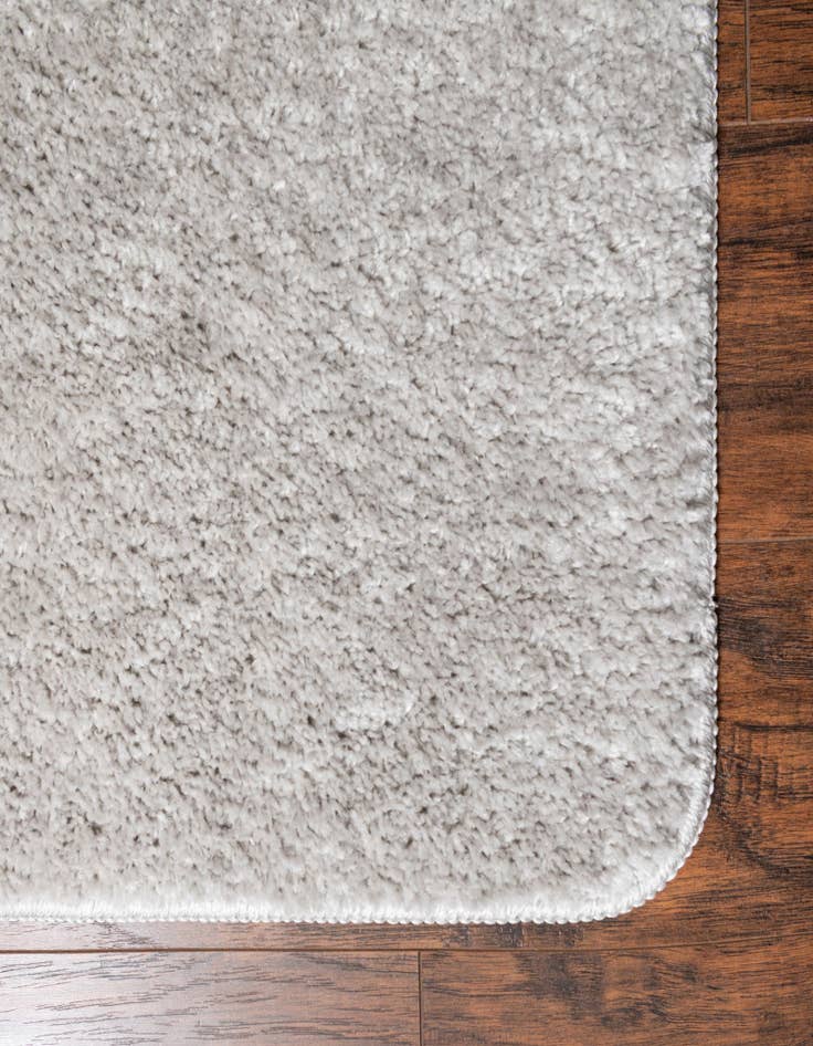 Detail image of  1' 8 x 2' 7 Bano Everyday Bath Mat