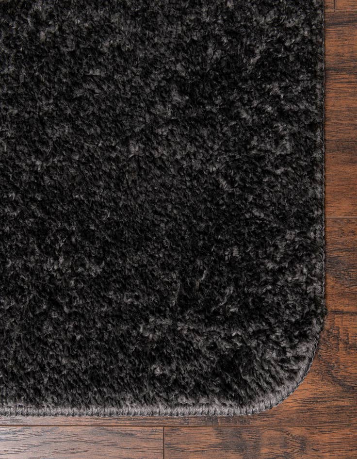 Detail image of  1' 8 x 2' 7 Bano Everyday Bath Mat