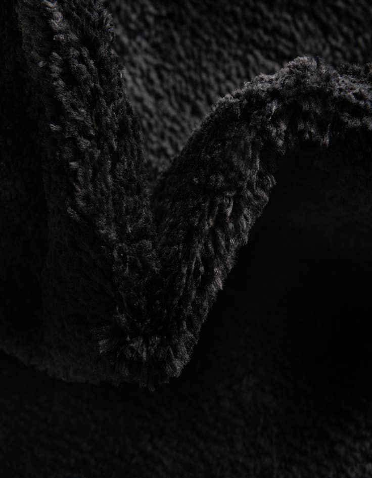 Detail image of  1' 8 x 2' 7 Bano Everyday Bath Mat