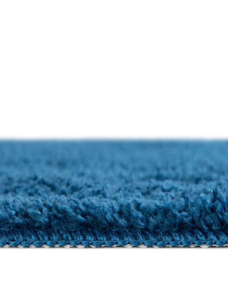 Detail image of  1' 8 x 2' 7 Bano Everyday Bath Mat