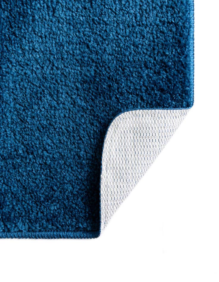 Detail image of  1' 8 x 2' 7 Bano Everyday Bath Mat
