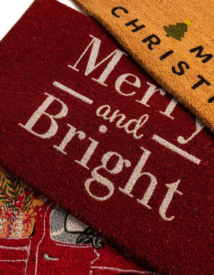 Detail image of  1' 6 x 2' 6 Merry and Bright Doormat