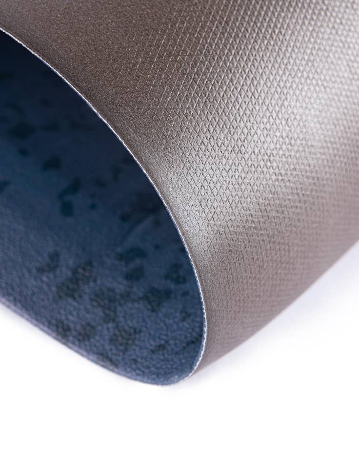 Detail image of  2' x 3' American Holiday Anti-Fatigue Comfort Mat Hearth