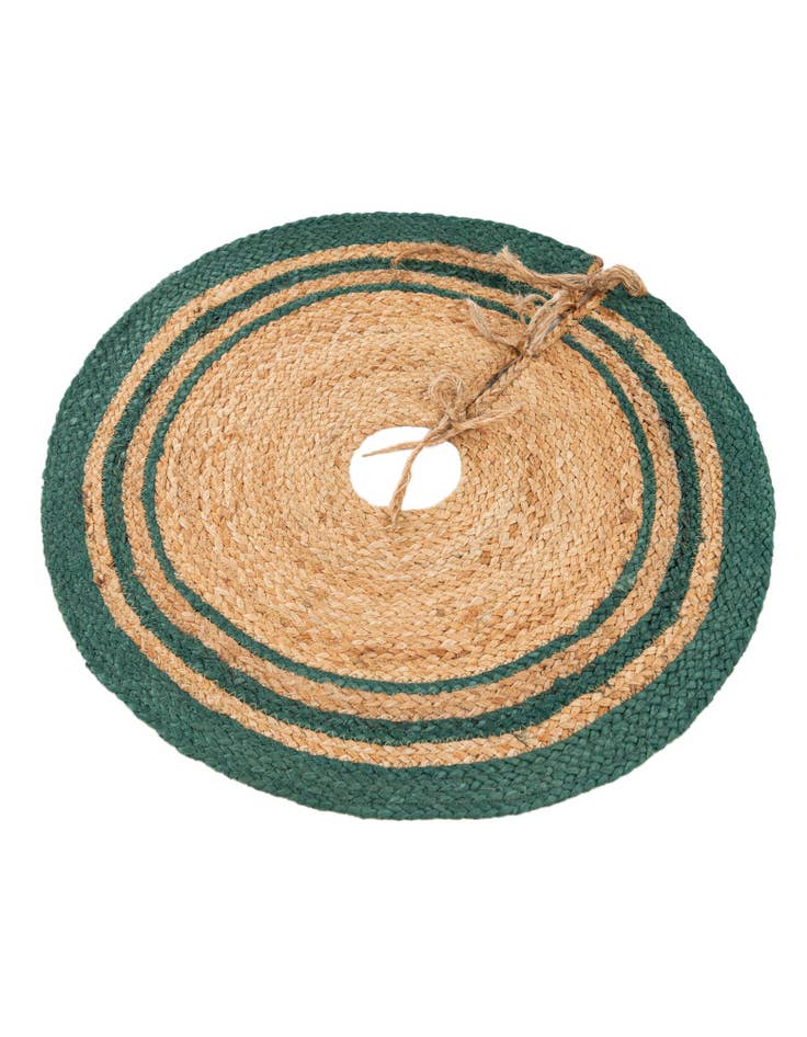 Detail image of  2' 2 x 2' 2  Hand Braided Christmas Tree Skirt