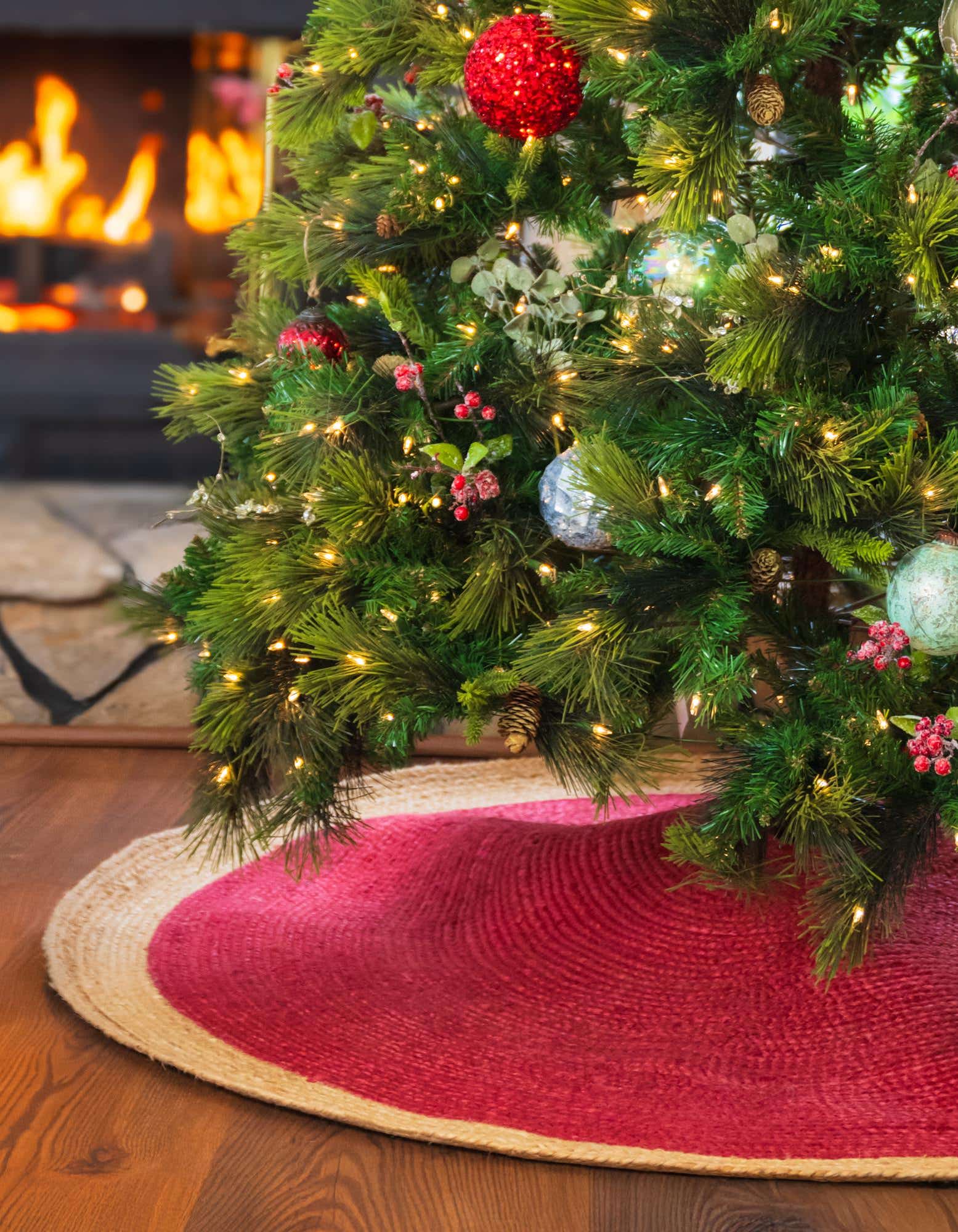 Primary image of 4' 1 x 4' 1 Hand Braided Christmas Tree Skirt
