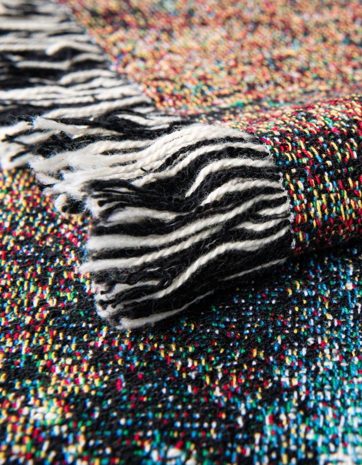 Detail image of 4' 6 x 6' Morning Light Throw Blanket