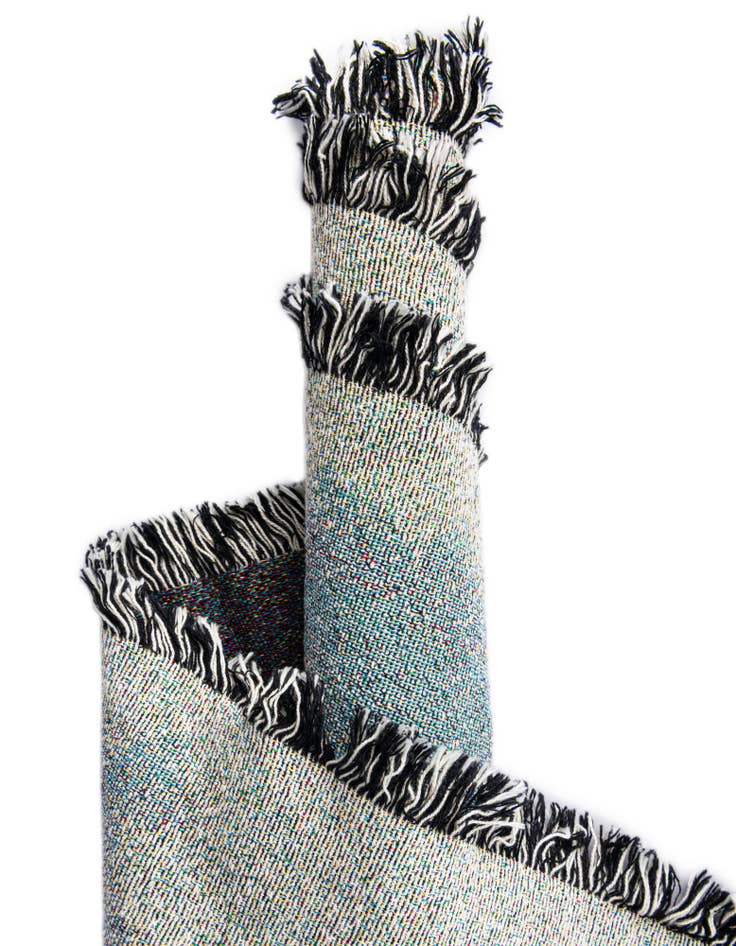 Detail image of 4' 6 x 6' Morning Light Throw Blanket