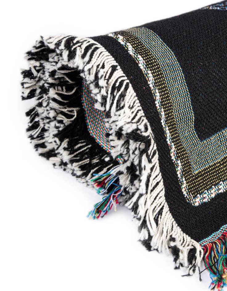 Detail image of 4' 6 x 6' Stampede Throw Blanket