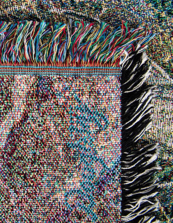 Detail image of 4' 6 x 6' Over The Top Brown Bear Throw Blanket