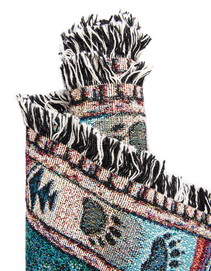 Detail image of 4' 6 x 6' New Discoveries Throw Blanket