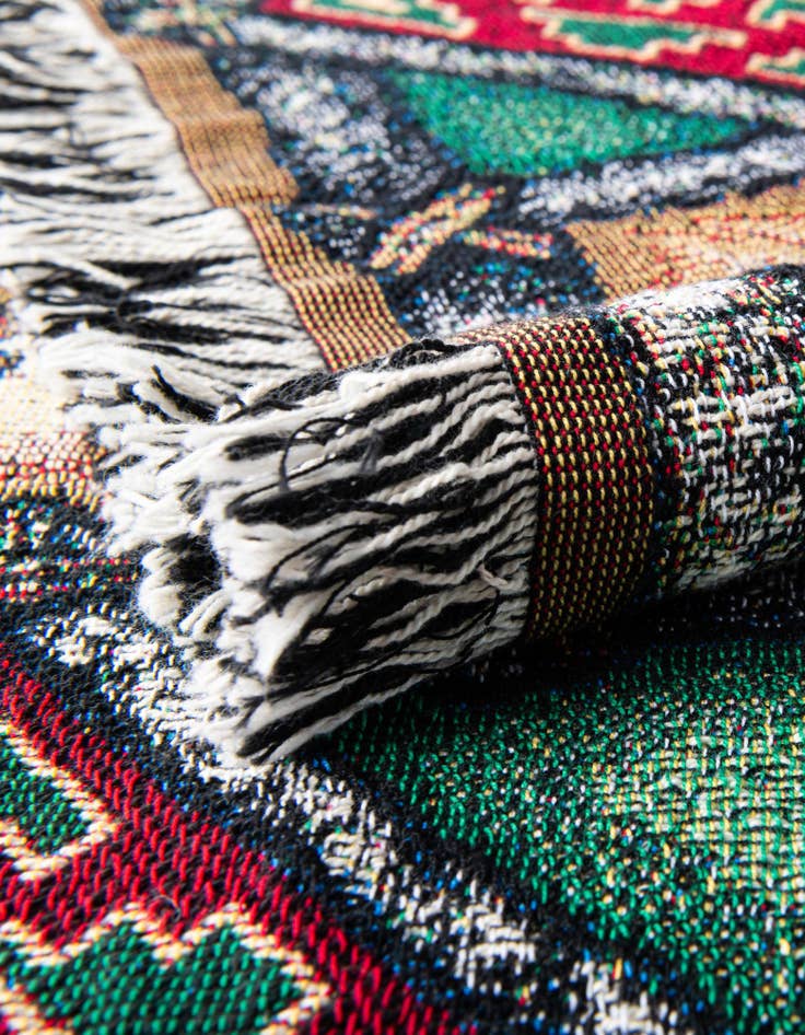 Detail image of 4' 6 x 6' Buffalo Lodge Throw Blanket