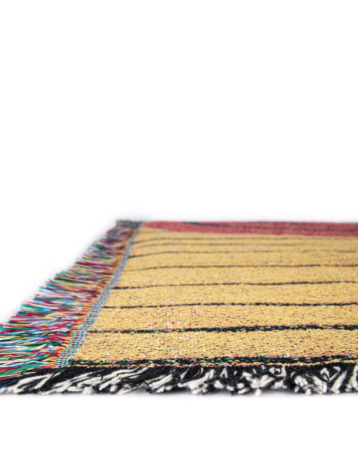 Detail image of 4' 6 x 6' Retro Terracotta Throw Blanket