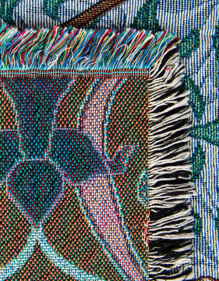 Detail image of 4' 6 x 6' William Morris Daffodil Throw Blanket