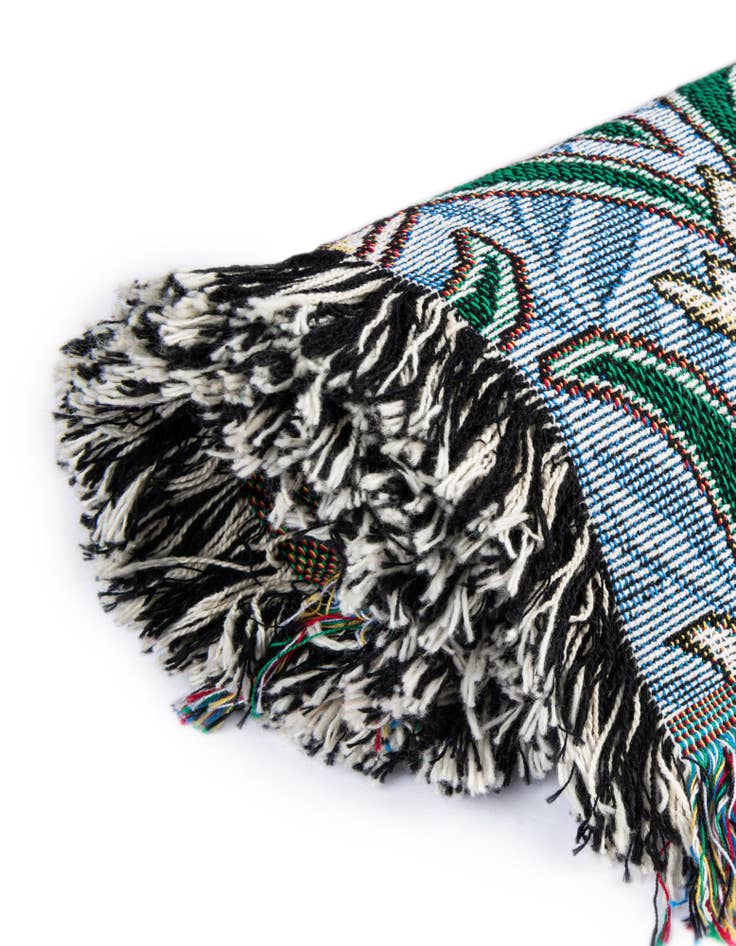 Detail image of 4' 6 x 6' William Morris Daffodil Throw Blanket