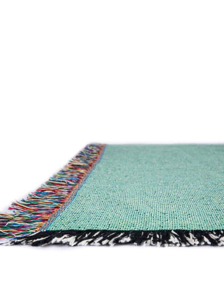 Detail image of 4' 6 x 6' Roller Skate Throw Blanket