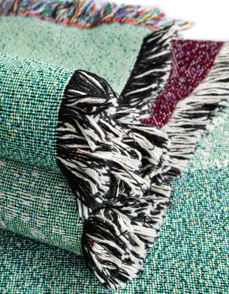 Detail image of 4' 6 x 6' Roller Skate Throw Blanket