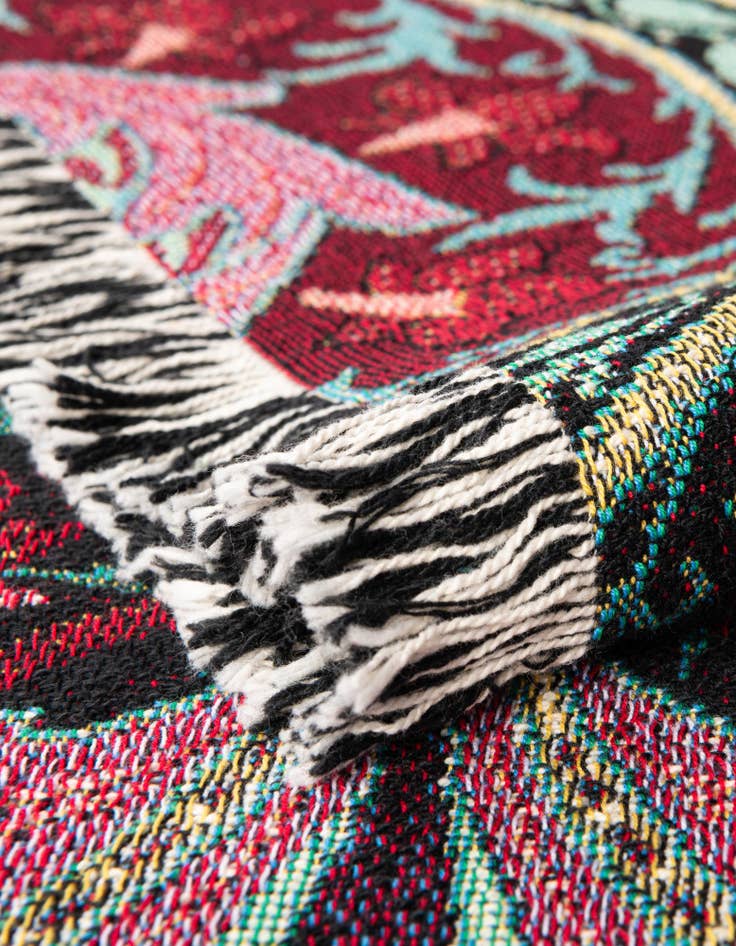 Detail image of 4' 6 x 6' William Morris Eden Strawberry Throw Blanket